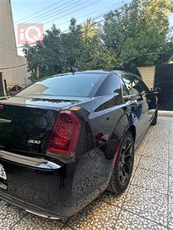 كرايسلر 300